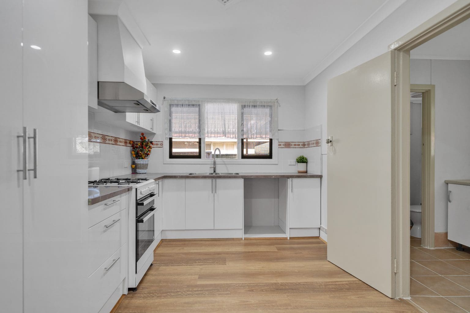 144 Marangaroo drive, GIRRAWHEEN, WA 6064 AUS