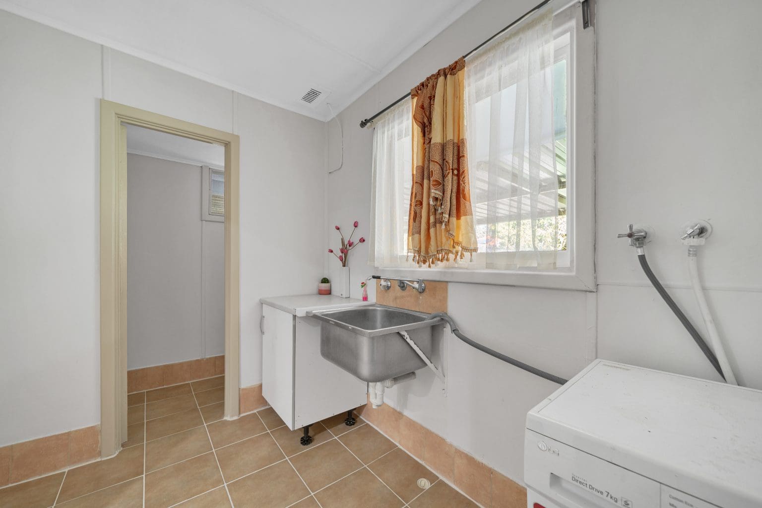 144 Marangaroo drive, GIRRAWHEEN, WA 6064 AUS