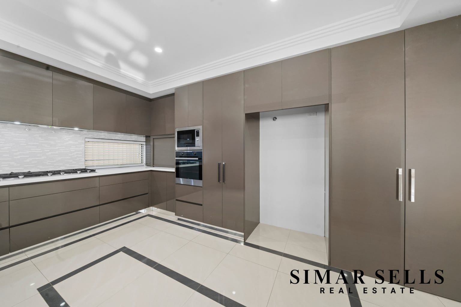96 Castlewood Parkway, SOUTHERN RIVER, WA 6110 AUS