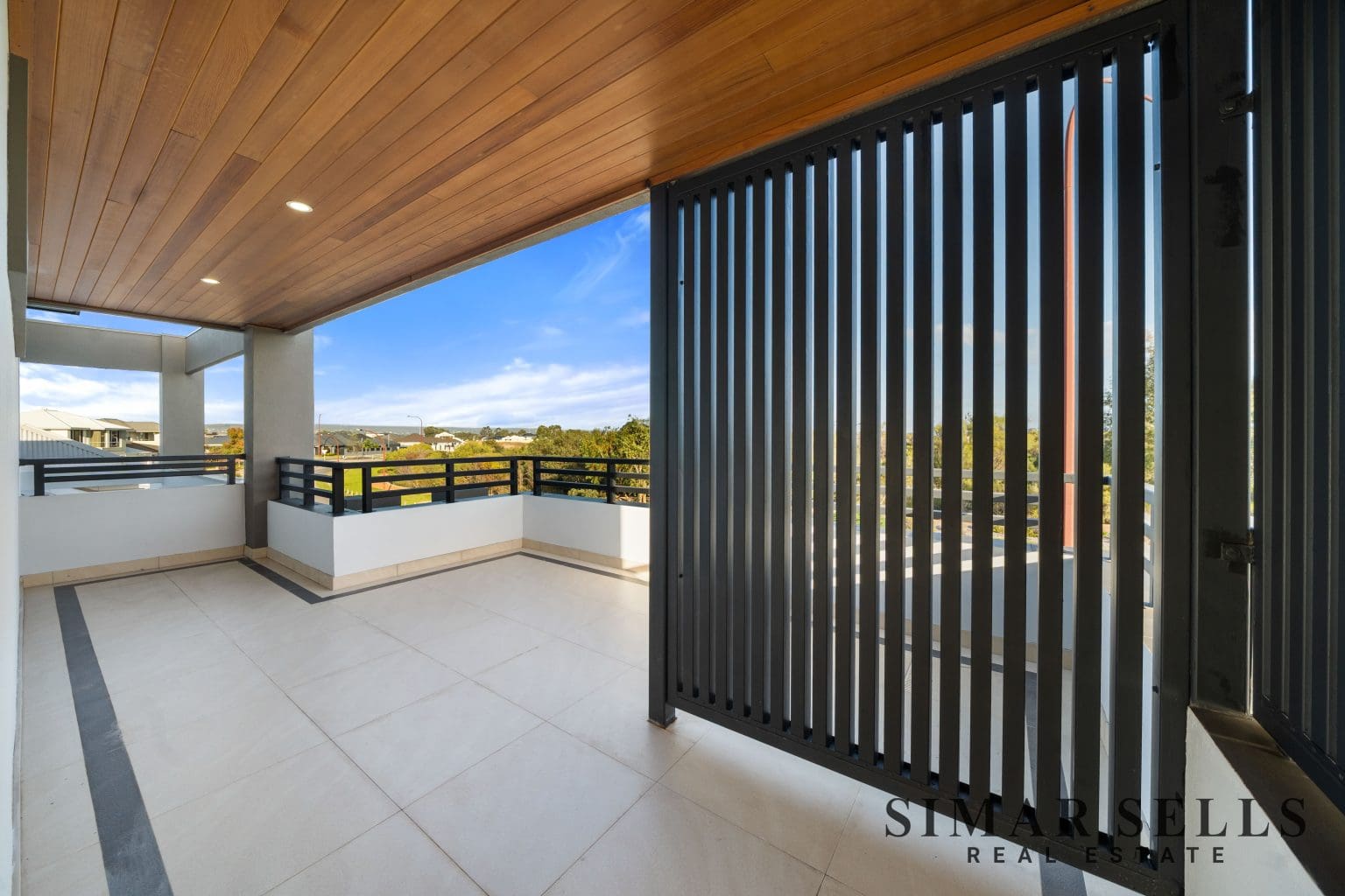 96 Castlewood Parkway, SOUTHERN RIVER, WA 6110 AUS