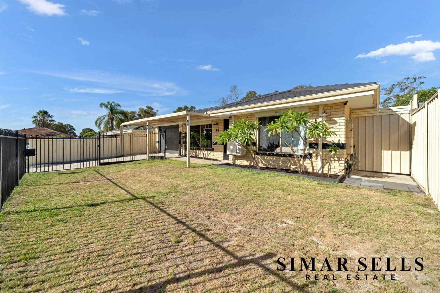 61 Edwards Entrance, STRATTON, WA 6056 AUS