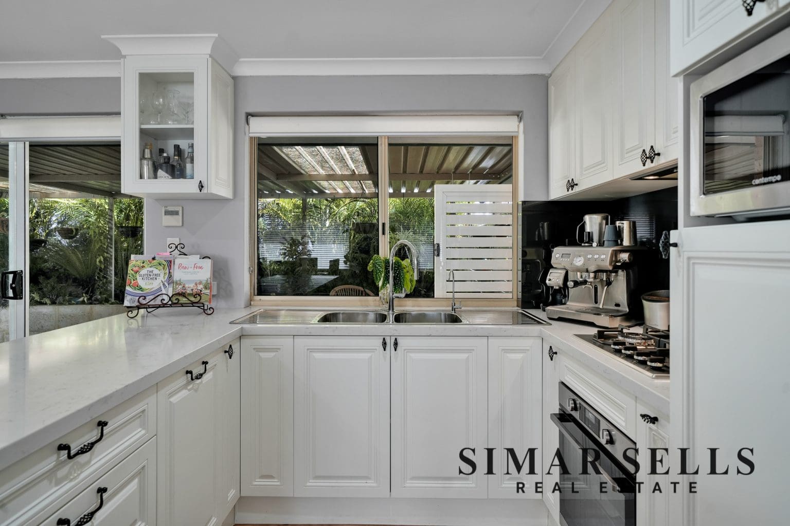 48 Edwards Entrance, STRATTON, WA 6056 AUS