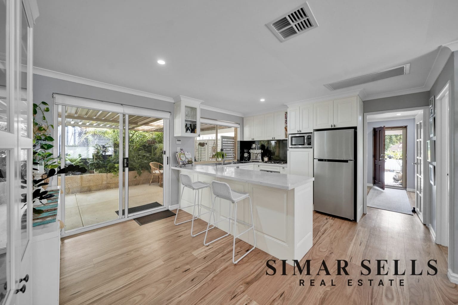 48 Edwards Entrance, STRATTON, WA 6056 AUS