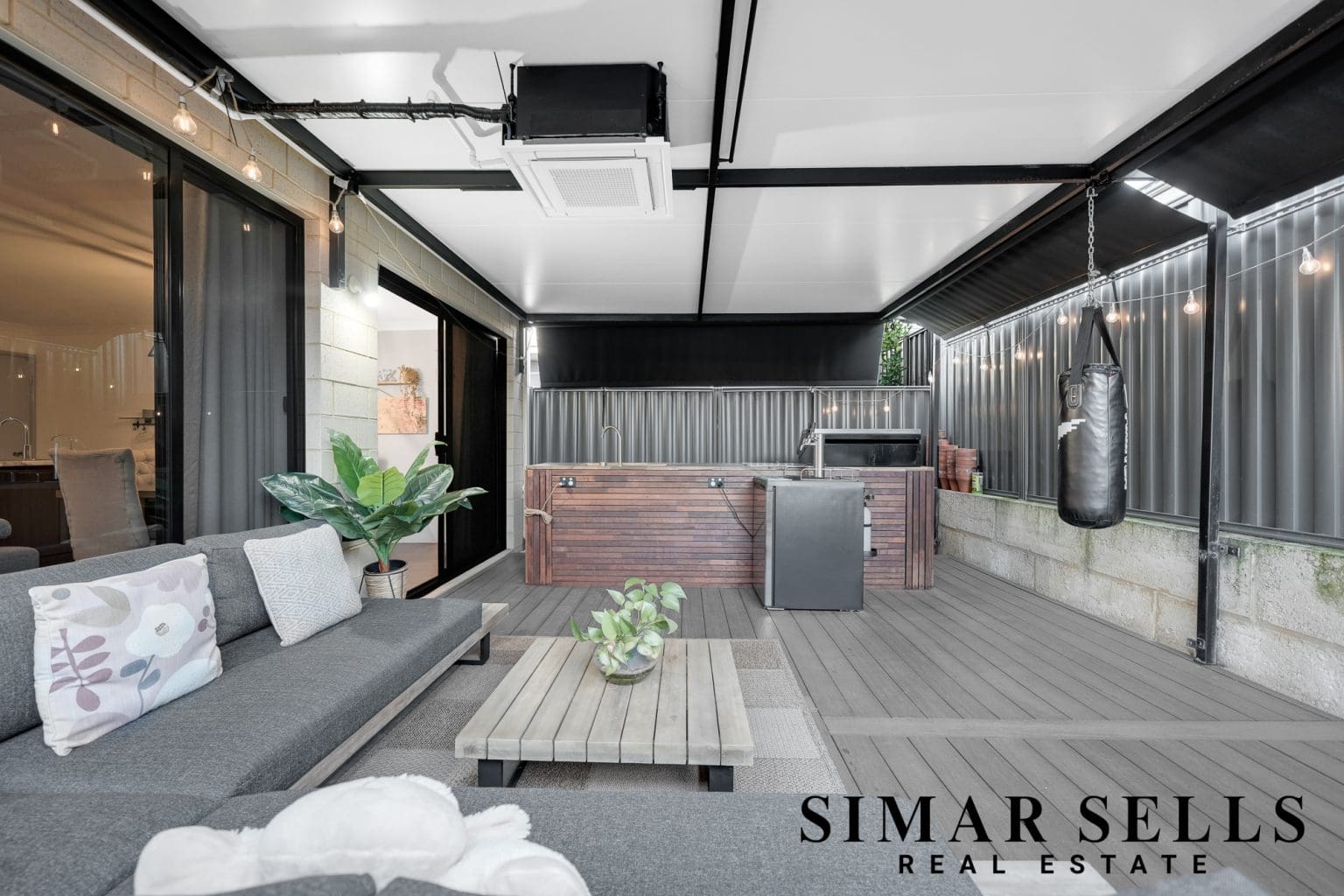20 Strumpshaw Road, AVELEY, WA 6069 AUS