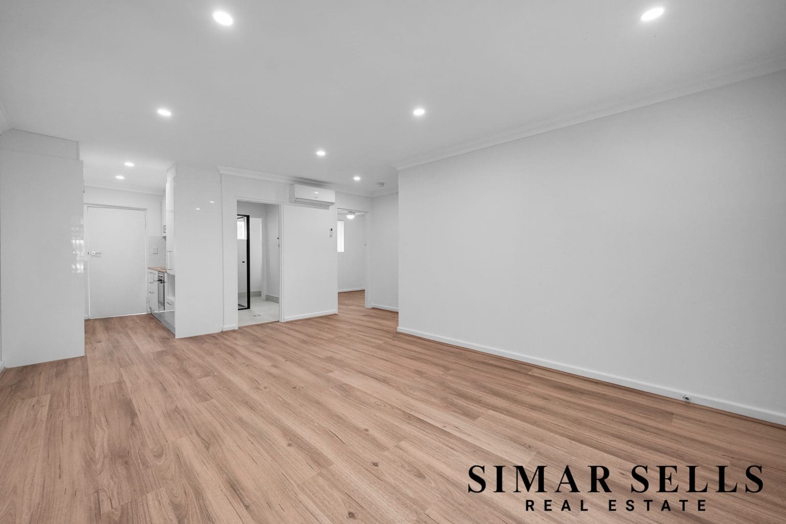 8A Hannans Street, MORLEY, WA 6062 AUS
