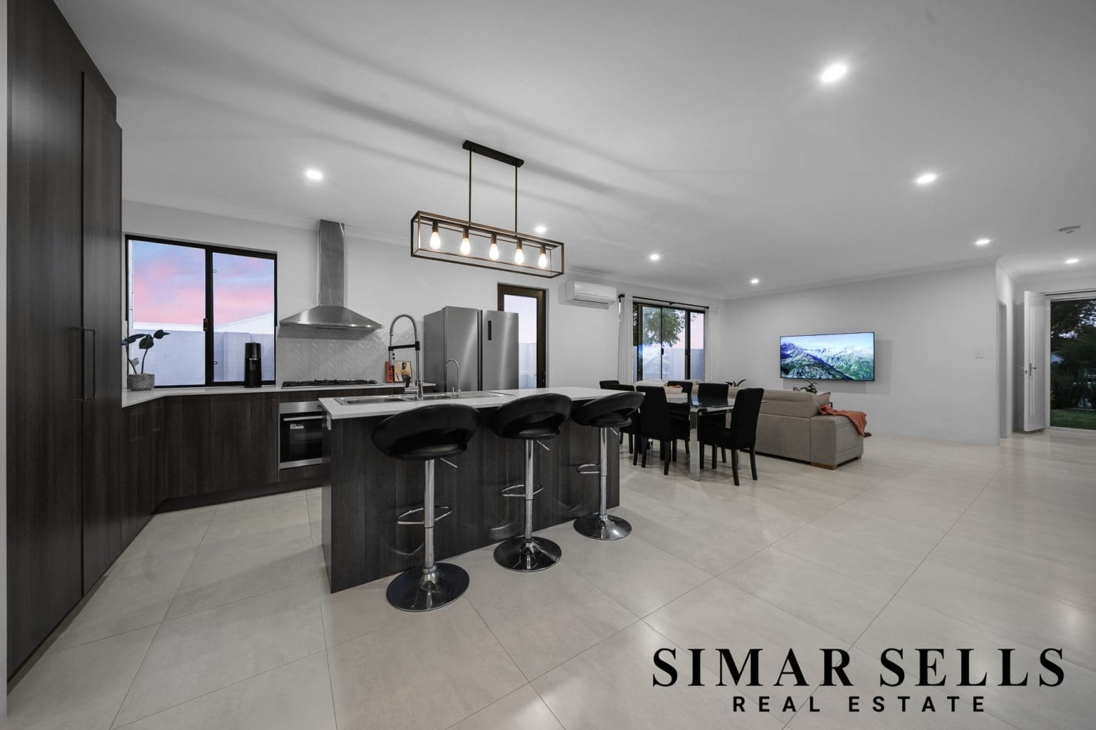 148 Dalmilling Drive, ELLENBROOK, WA 6069 AUS