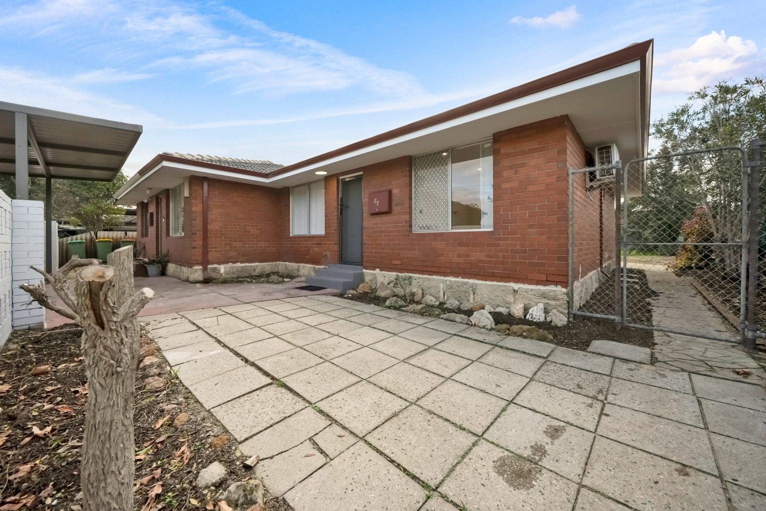 8A Hannans Street, MORLEY, WA 6062 AUS